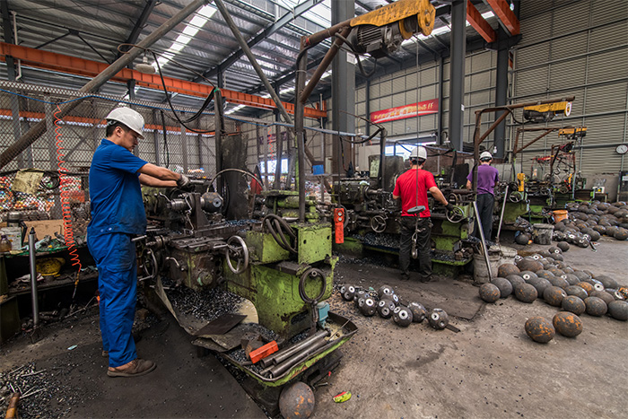 嵊州网架配件车间